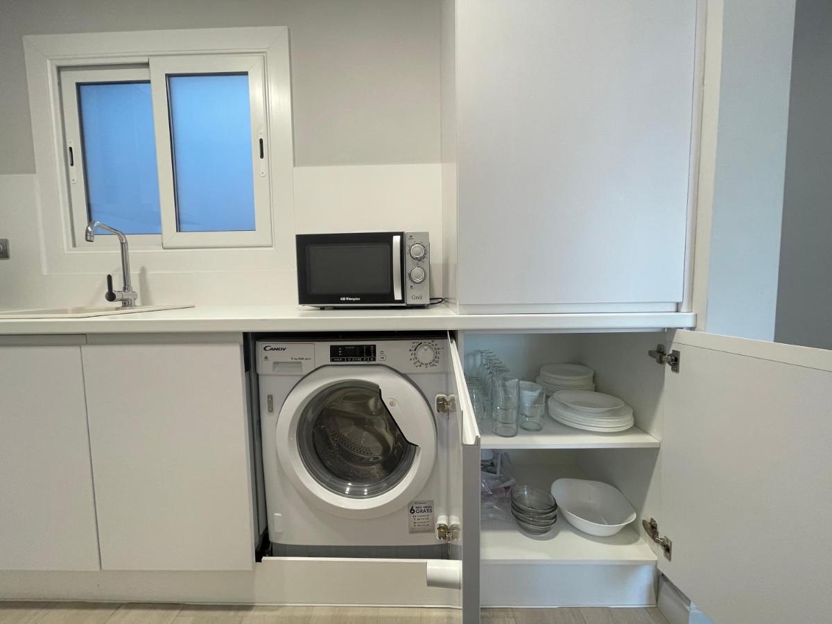 Apartaments Voramar Roses Buitenkant foto