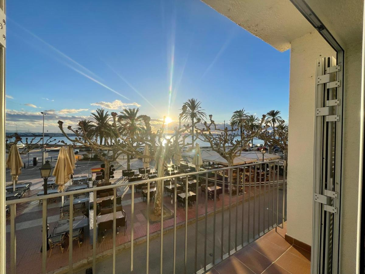 Apartaments Voramar Roses Buitenkant foto