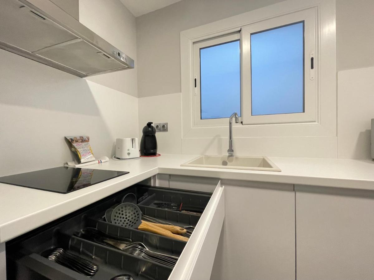 Apartaments Voramar Roses Buitenkant foto